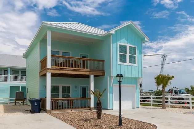 An Exclusive Waterfront Property