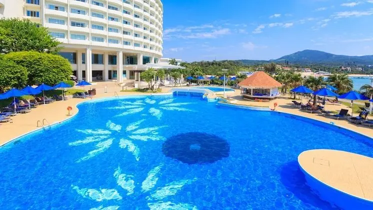 ANA InterContinental Manza Beach Resort, an IHG Hotel - Havuz