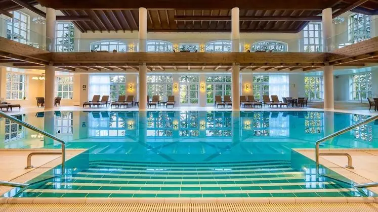 Ana Hotels Sport Poiana Brasov - Havuz