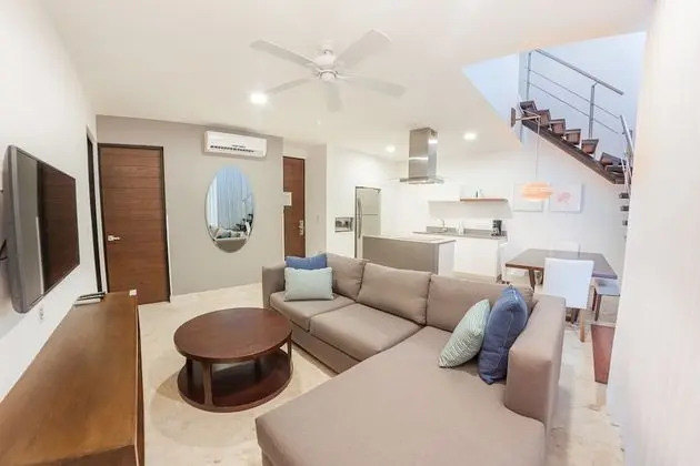 Anah Downtown DT 408 - Öne Çıkan Resim