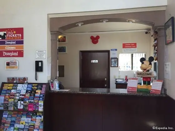 Anaheim Discovery Inn & Suites - Lobi