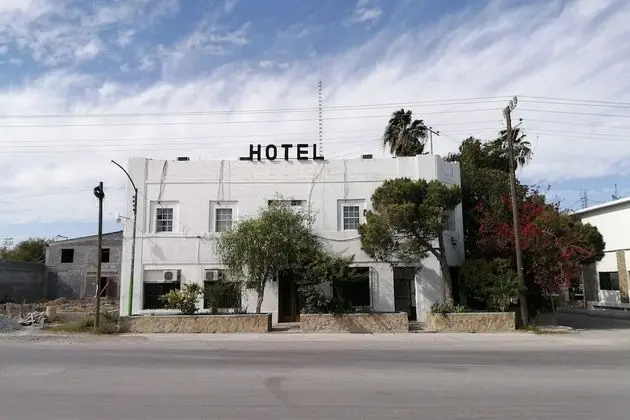 Hotel Anahuac - 1