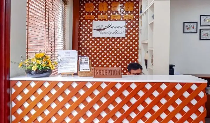 Ananas Family Hotel - Lobi