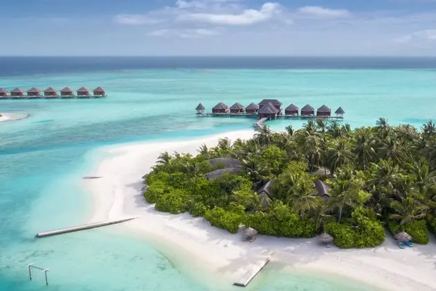 Anantara Dhigu Resort