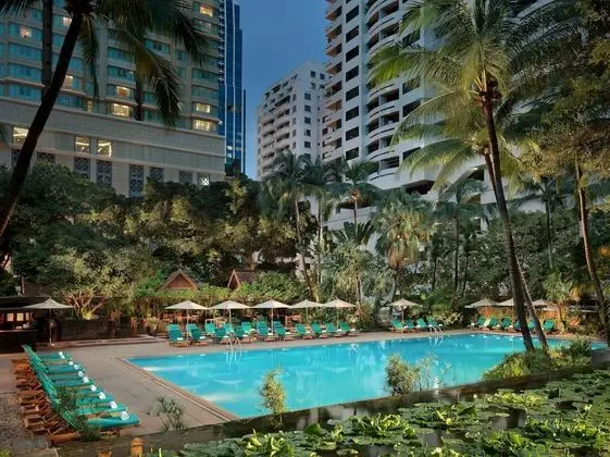 Anantara Siam Bangkok Hotel - Havuz