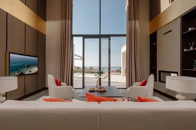 ANANTI RESORT, RESIDENCES & BEACH CLUB