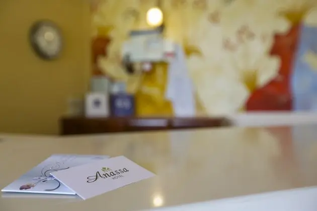 Anassa - Lobi