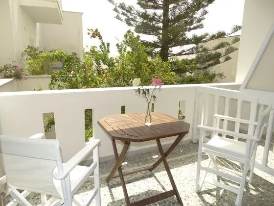 Anassa Studios