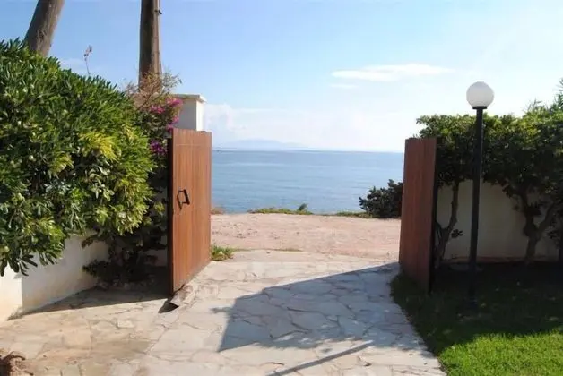 Villa Anastasia Beach Front - Dış Mekan