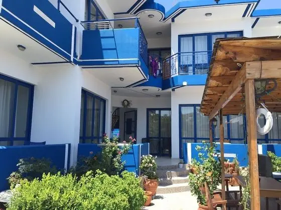 Anastasia Studios, Apartments & Suites - Dış Mekan