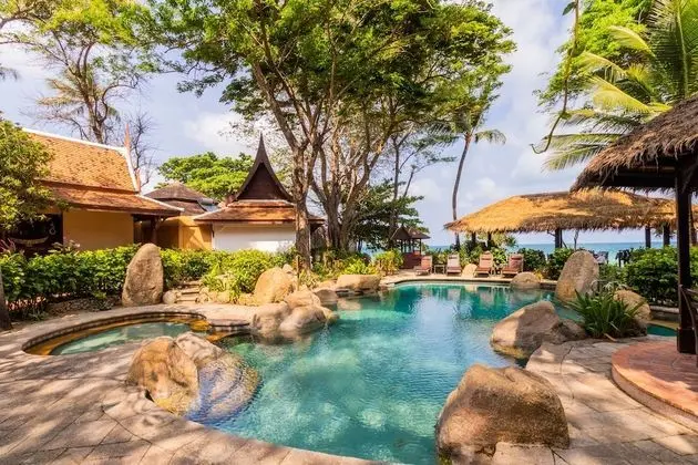 Anavana Beach Resort