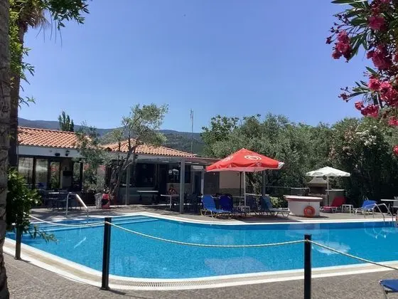 Anaxos Garden - Havuz