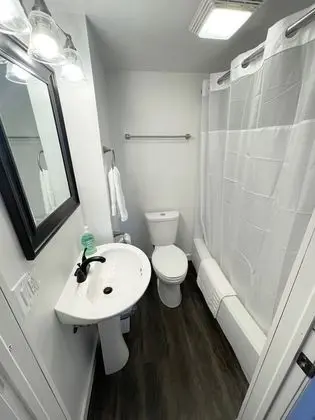 Anchor Bay Inn and Suites - Banyo Tipleri