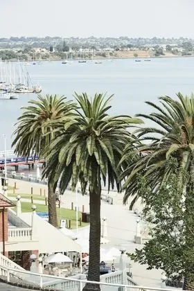 Anchor Geelong - Plaj