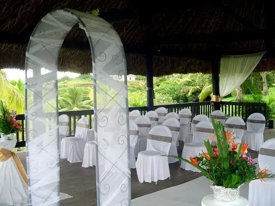 Anchorage Beach Resort