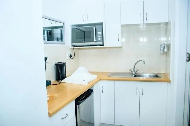 Anchorage Guest House - Mutfak