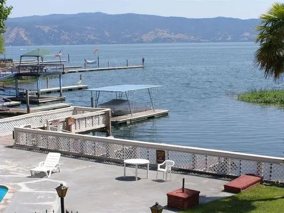 Anchorage Inn Lakeport