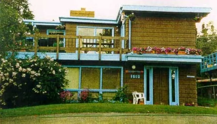 Anchorage Walkabout Town B&B