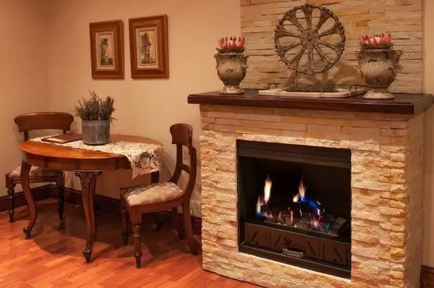 Andes Clarens Guesthouse - Oda