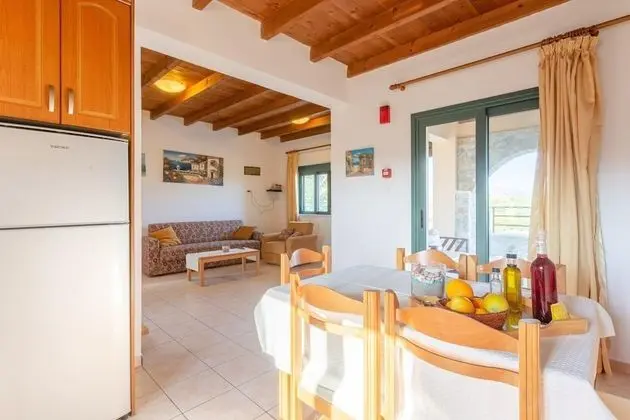 Andreas Beach Villa Large Private Pool Walk to Beach Sea Views A C Wifi Car Not Required - 1654 - Oda