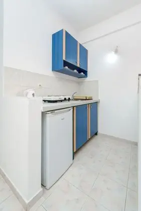 Andreas Studio Perissa in Santorini - Mutfak