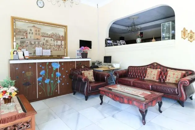 Andrin Daspatt Hotel - Lobi