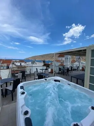 Andros 4 All Seasons Villas & Suites - Agios Nikolaos street - Spa
