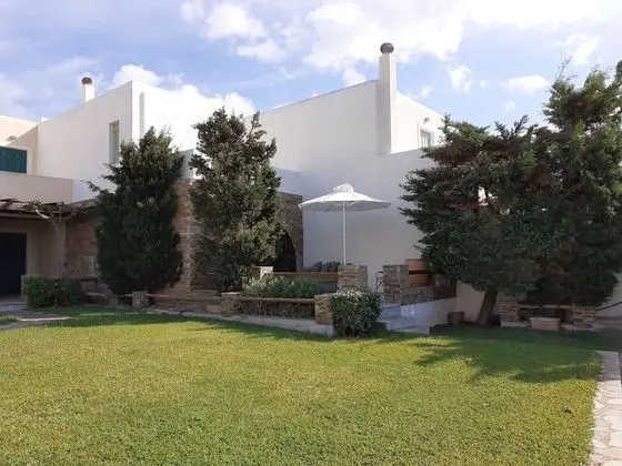 Andros 4 All Seasons Villas & Suites - Agios Petros