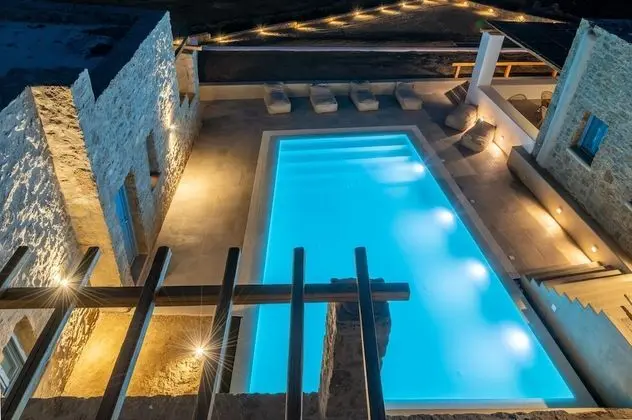 Anemela Villas and Suites Mykonos - Havuz