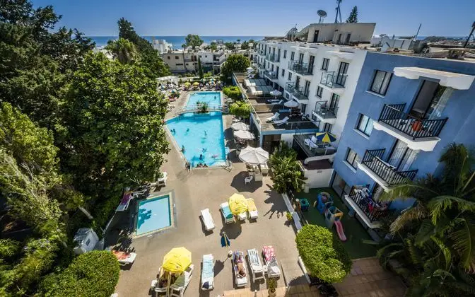 Anemi Hotel and Suites