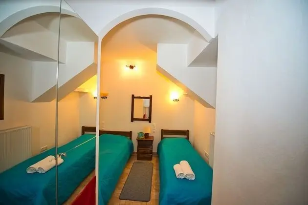 Anemoessa Traditional Village Hotel - Oda