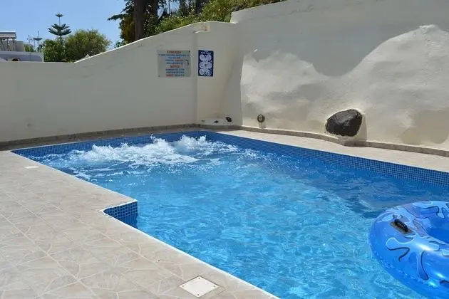 Anemomilos Villa - Havuz