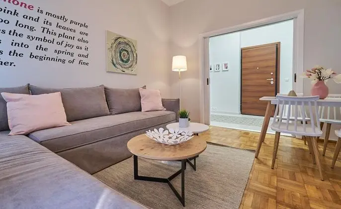 Anemoni Classic- Acropolis district