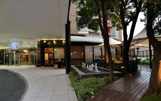 ANEW Hotel Parktonian Johannesburg - Dış Mekan