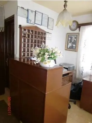Anfora Pension - Lobi