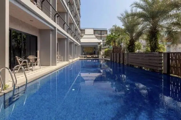 Ang Mor Lao Poshtel - Adults Only - Havuz
