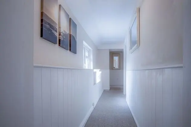 Angel Cottage - 3 Bedroom - Stepaside - Lobi