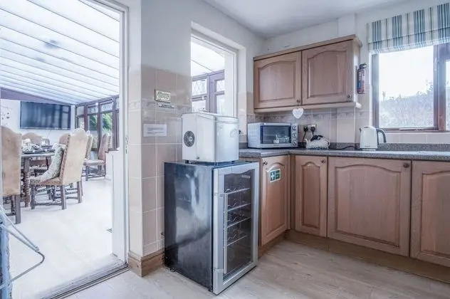 Angel Cottage - 3 Bedroom - Stepaside - Mutfak