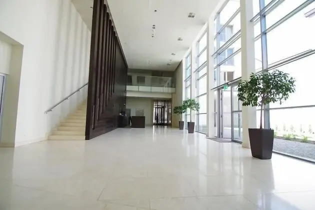 Angel Plaza Apartments - Öne Çıkan Resim