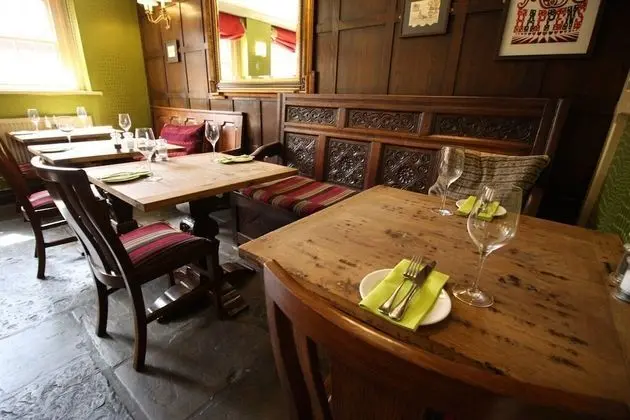 The Angel Hotel - Yerinde Yemek
