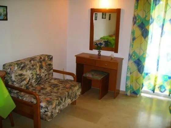 Angela Hotel