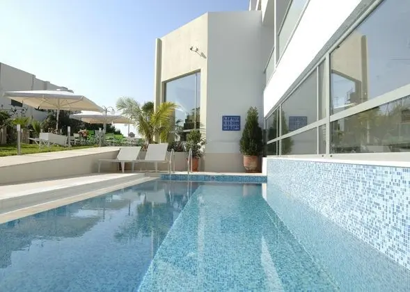 Angela Suites Boutique Hotel - 1