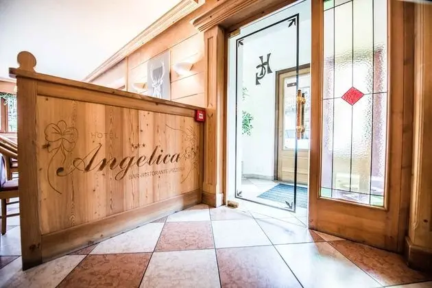 Hotel Angelica - Lobi