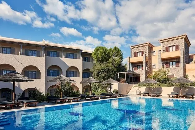 Angelina Aegina Boutique Escape