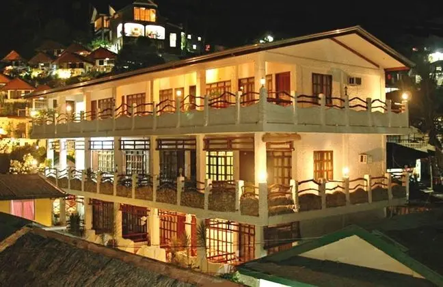 Angelyn's Dive Resort - Dış Mekan