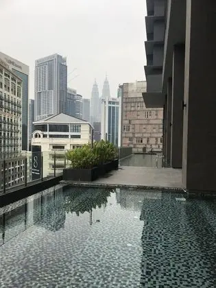Anggun Residences - Havuz
