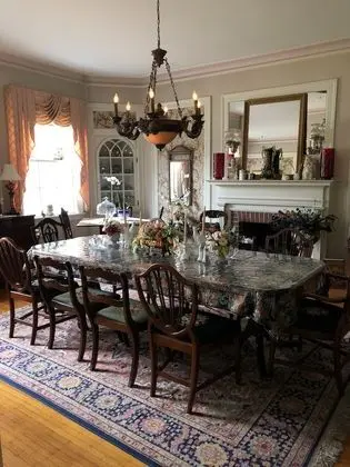 Angie's B&B - Yerinde Yemek