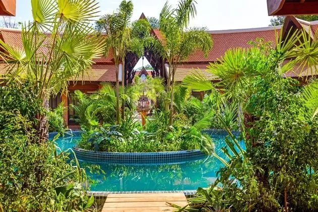 Angkor Village Suites - Havuz