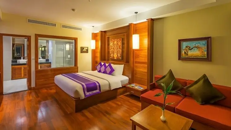 Angkor Miracle Reflection Club - Oda