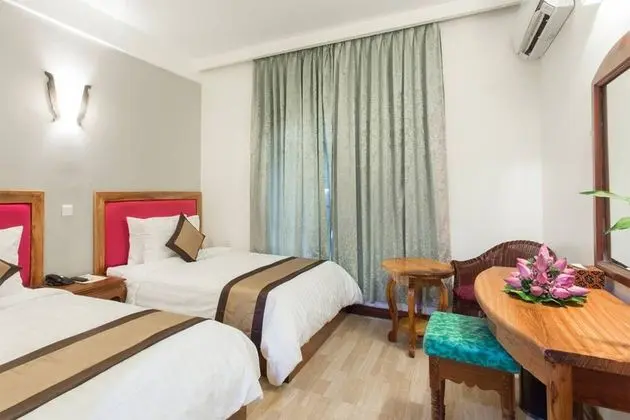 Angkor Vireak Chey Hotel - Oda